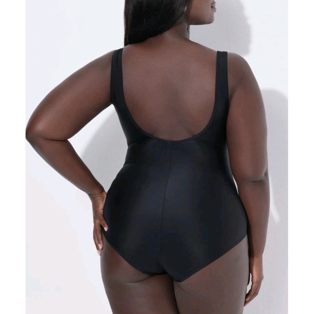 Ulla Popken Squiggle Swimsuit Black Size 32 Non Wired Lined UPF 20+ - Picture 3 of 11